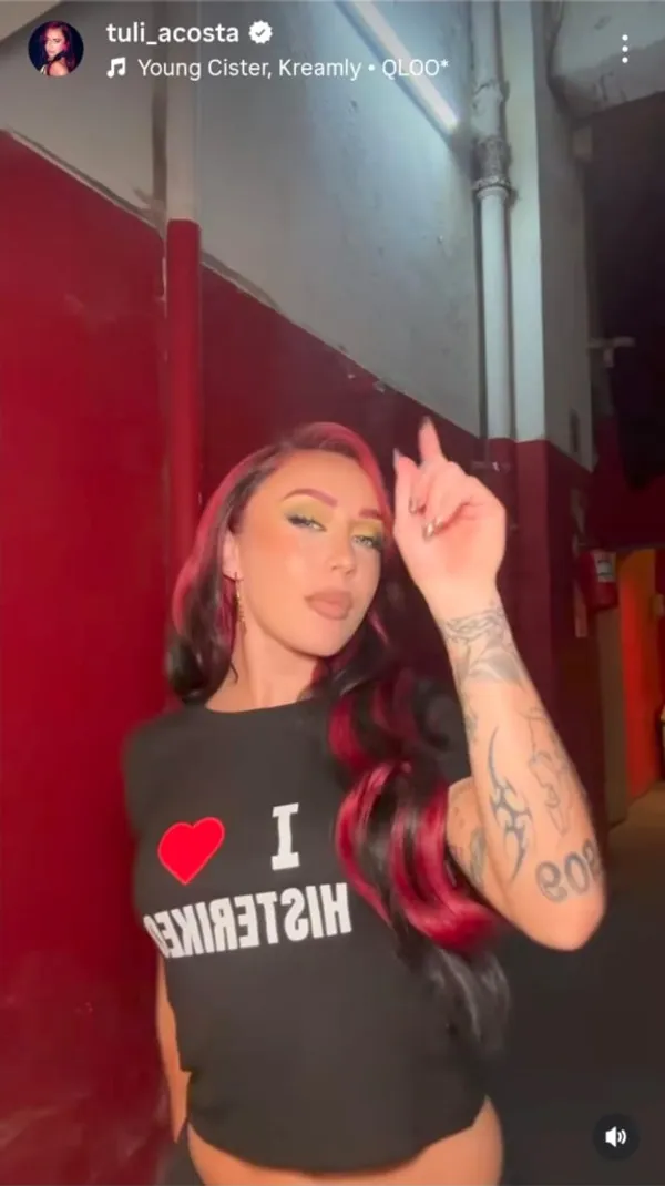 Remera negra personalizada — estampado DTF